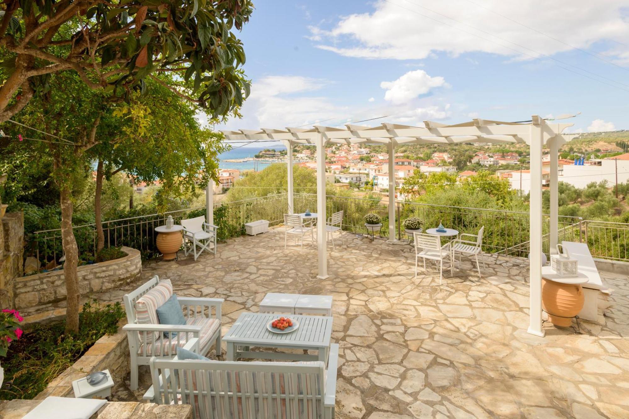 Pelagia'S Apartments Finikounda Exterior foto